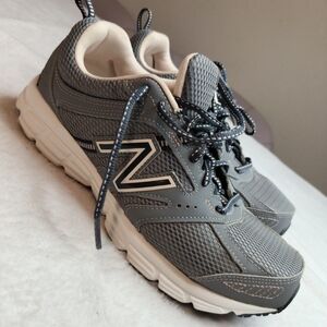 New balance women's
